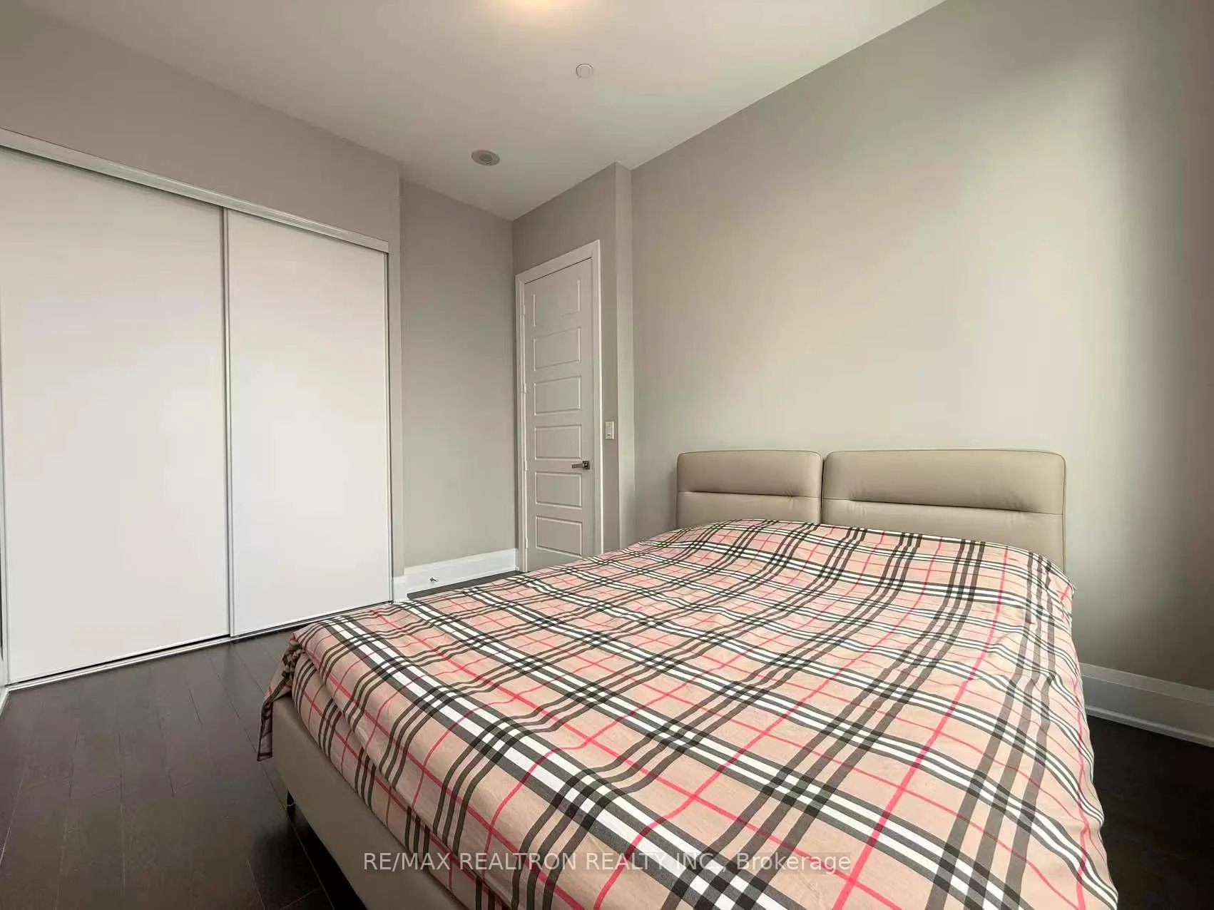 Photo 13 of Unit Ph18, 28 Uptown Drive, Markham, Unionville — HOMEH