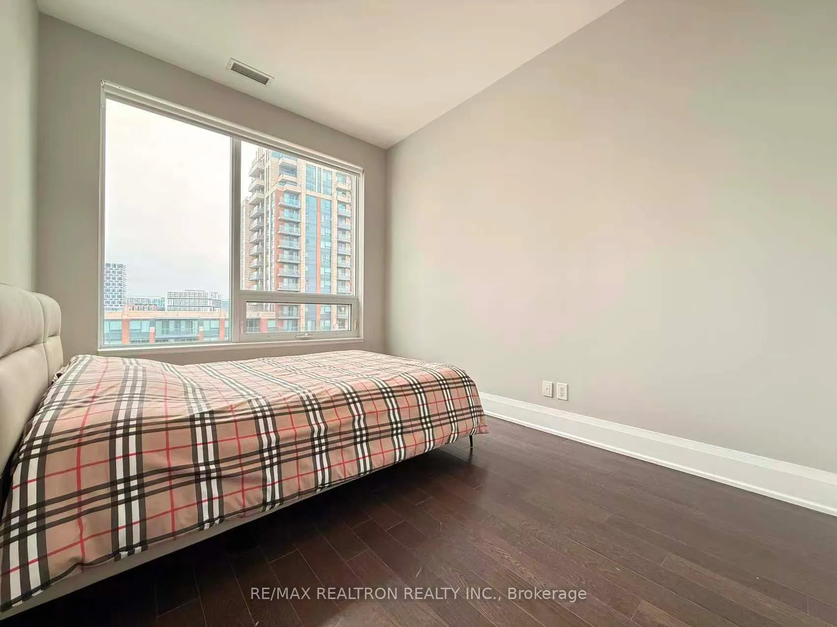 Photo 14 of Unit Ph18, 28 Uptown Drive, Markham, Unionville — HOMEH
