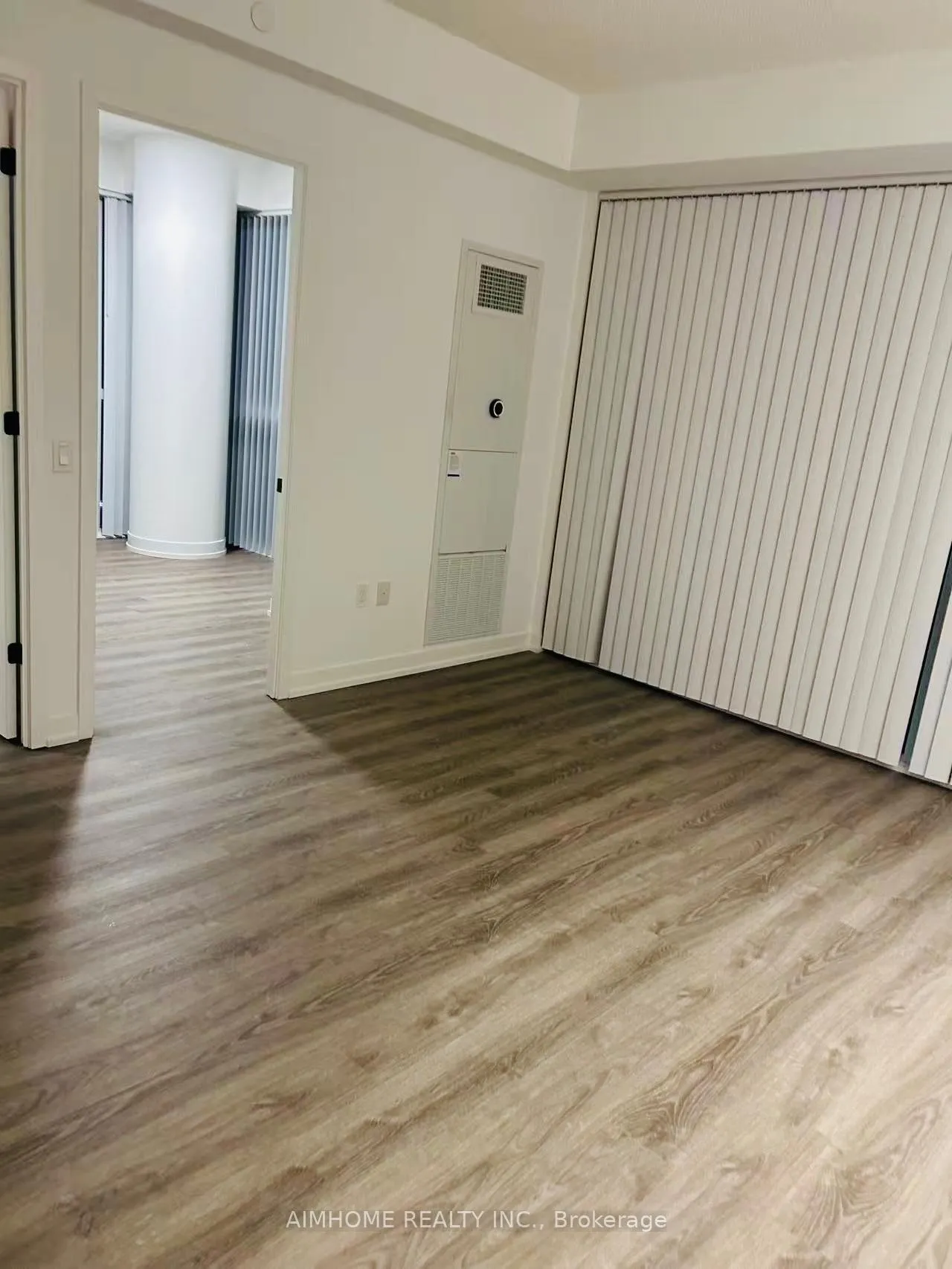 Photo 6 of Unit 2906, 8 Interchange Way, Vaughan, Vaughan Corporate Centre — HOMEH