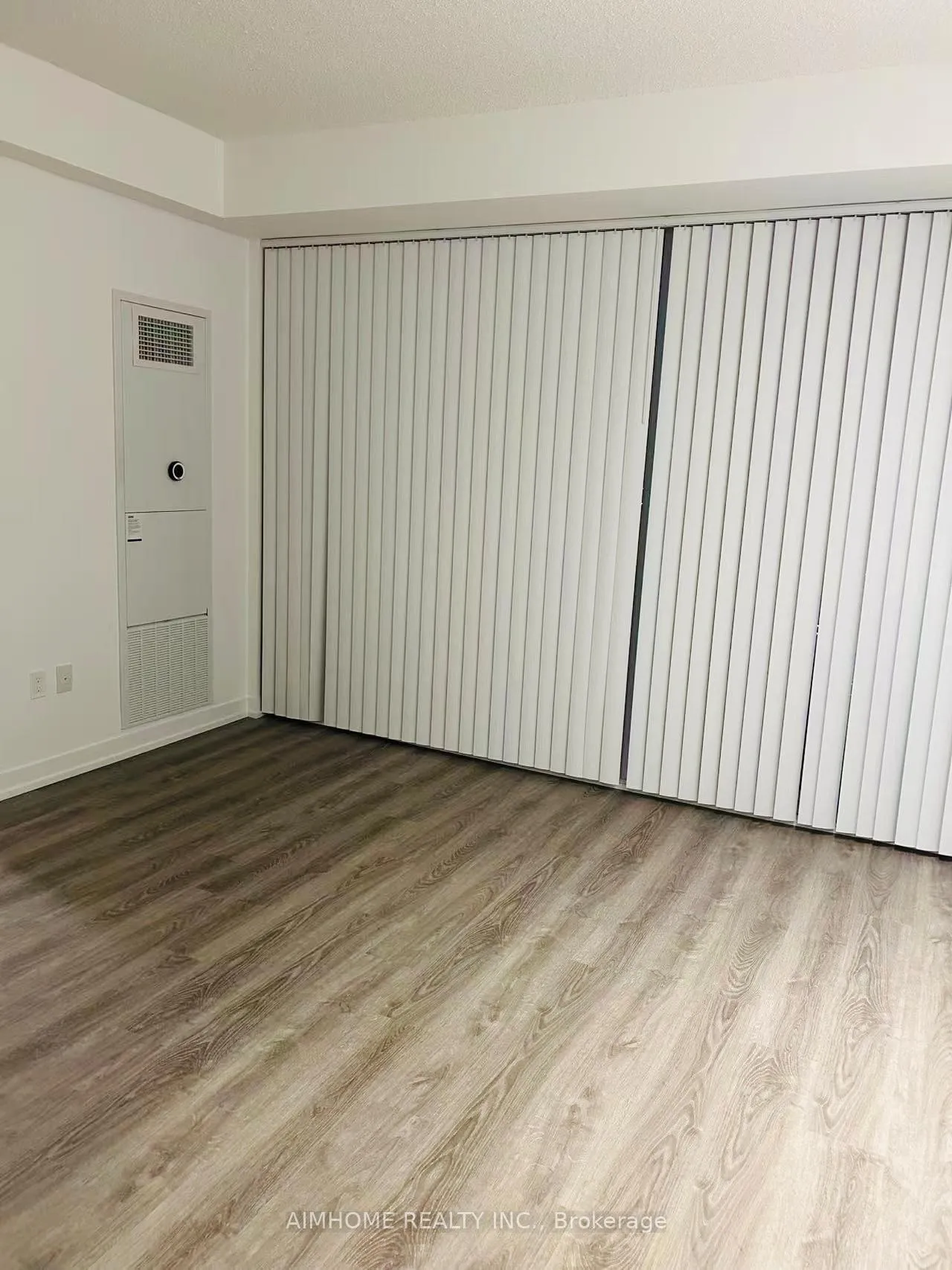 Photo 12 of Unit 2906, 8 Interchange Way, Vaughan, Vaughan Corporate Centre — HOMEH