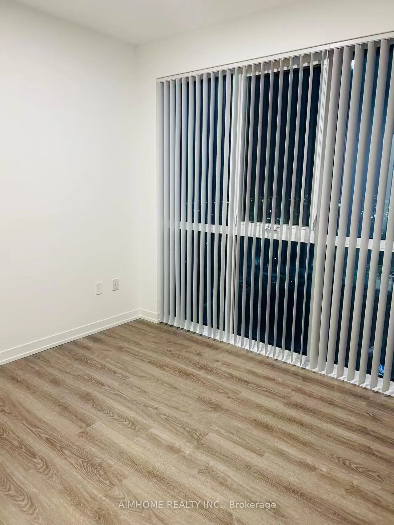 Photo 13 of Unit 2906, 8 Interchange Way, Vaughan, Vaughan Corporate Centre — HOMEH