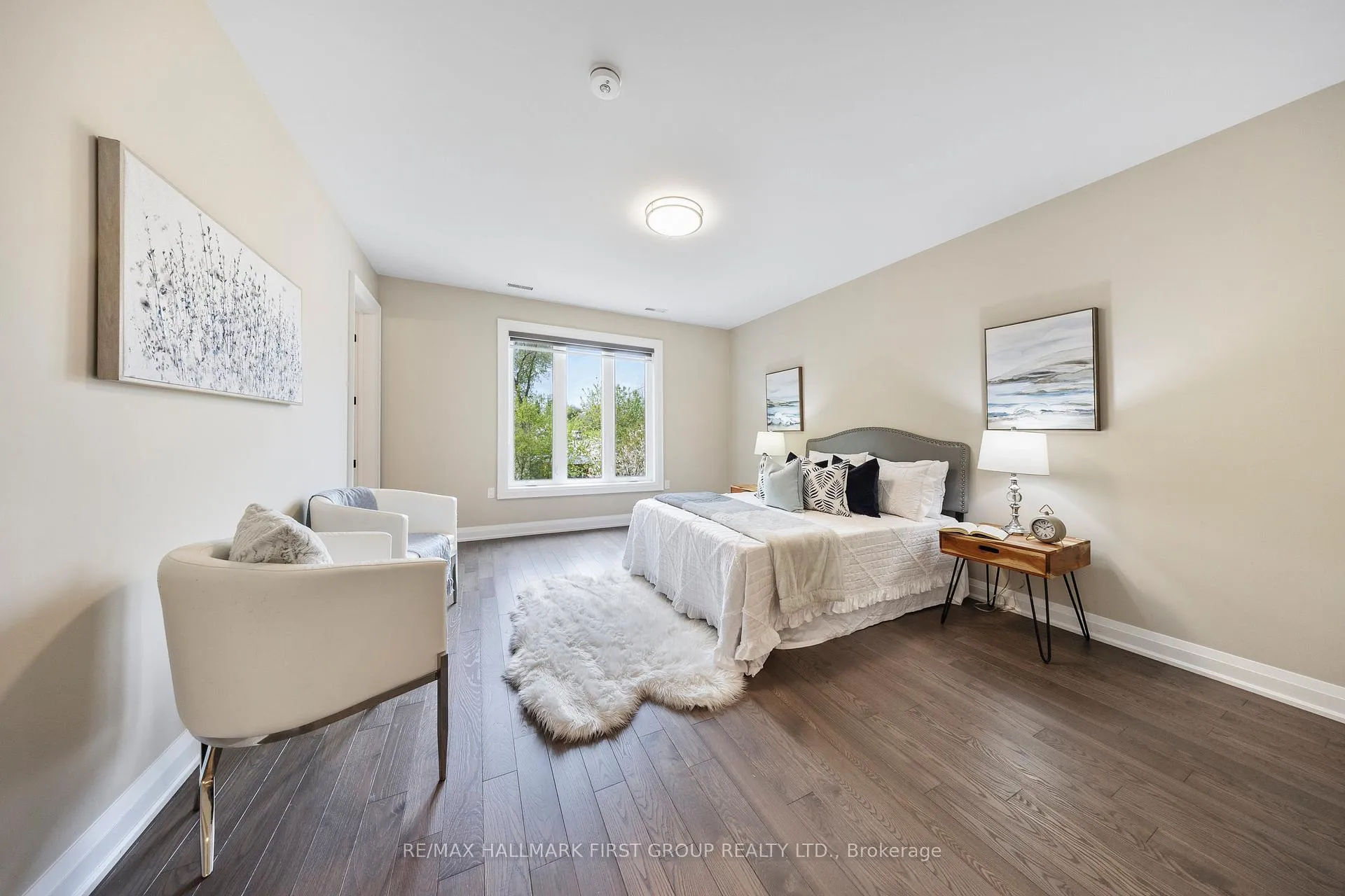 Photo 19 of 732 Hillview Crescent, Pickering, West Shore — HOMEH