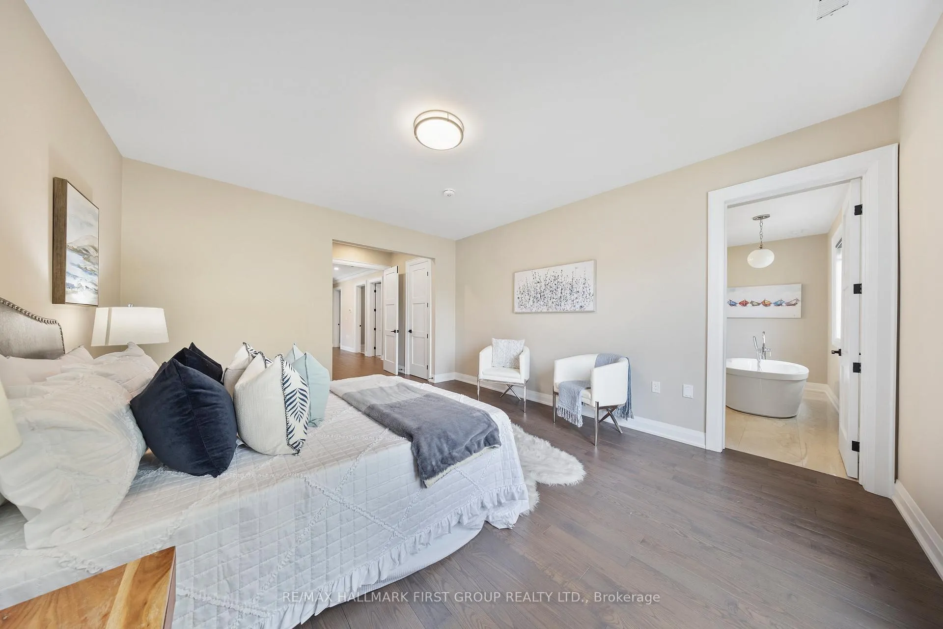 Photo 20 of 732 Hillview Crescent, Pickering, West Shore — HOMEH