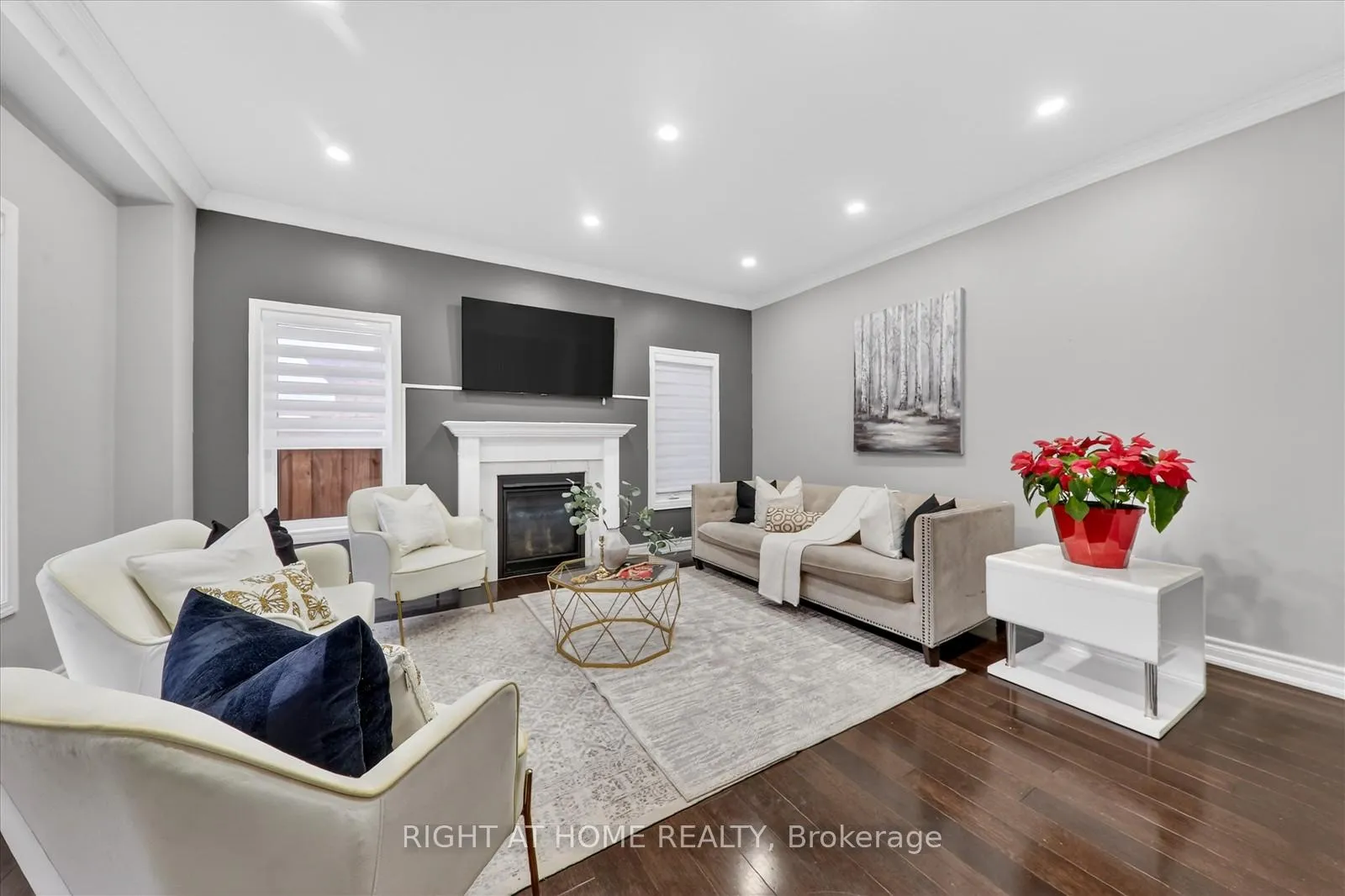 Photo 15 of 63 Henry Smith Avenue, Clarington, Bowmanville — HOMEH