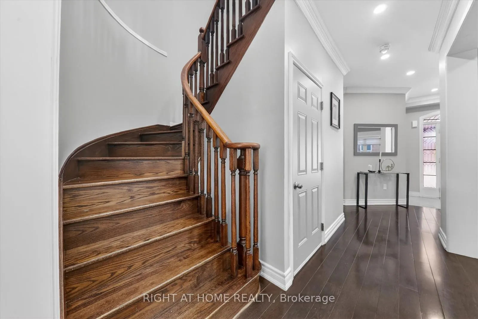 Photo 18 of 63 Henry Smith Avenue, Clarington, Bowmanville — HOMEH