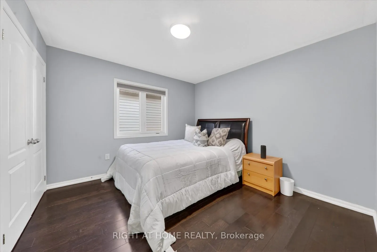 Photo 25 of 63 Henry Smith Avenue, Clarington, Bowmanville — HOMEH