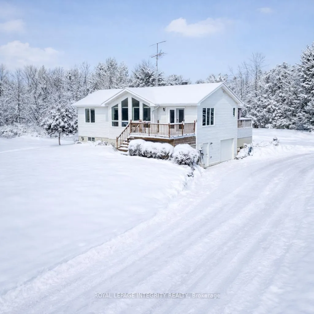 Front of 14977 Country Rd 2