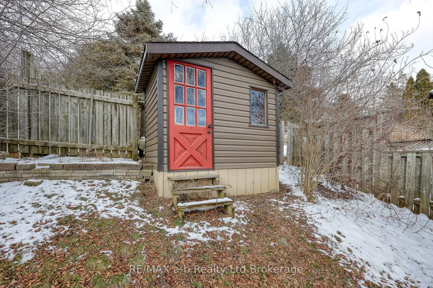 Photo 4 of 94 D'aubigny Road, Brantford — HOMEH