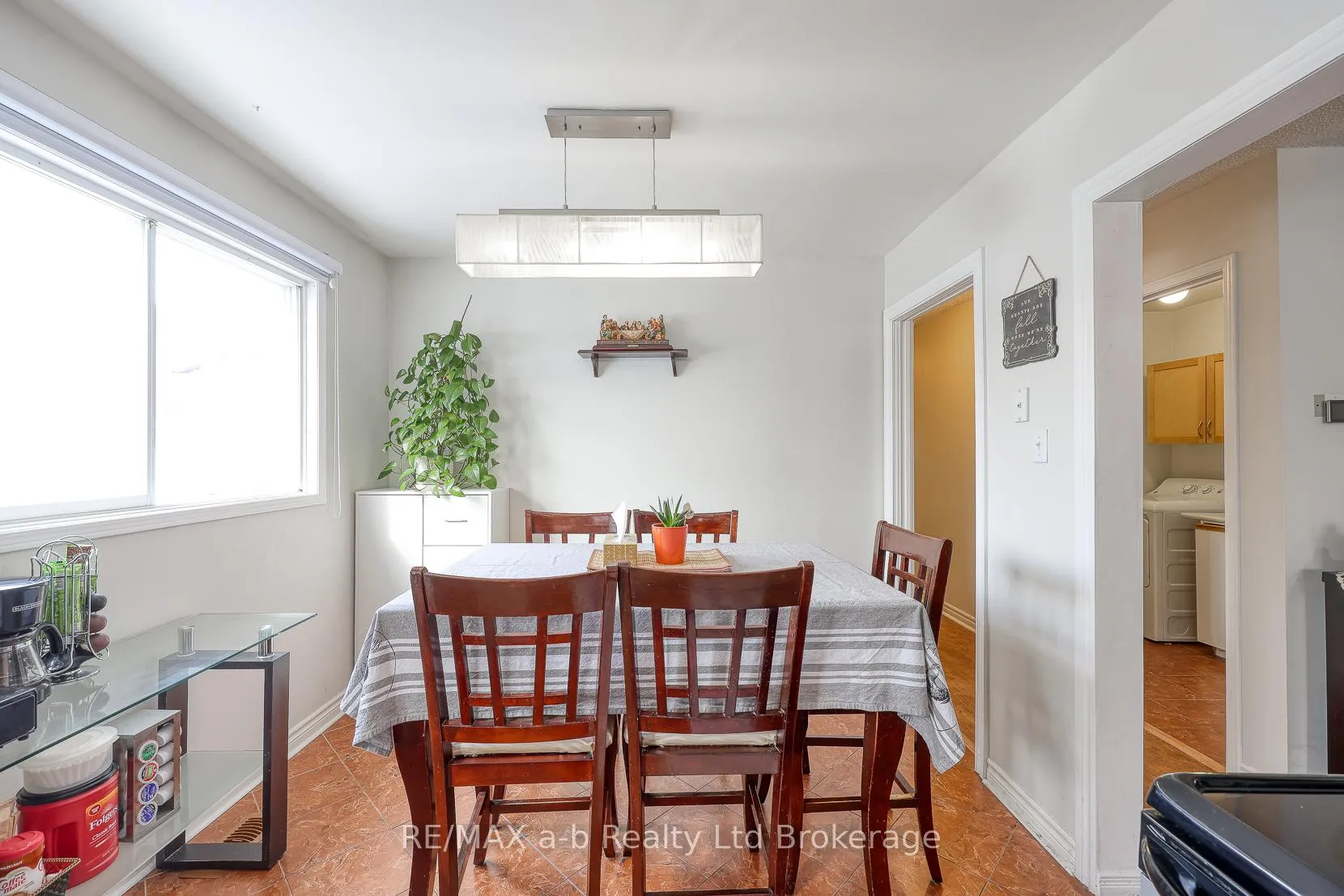 Photo 16 of 94 D'aubigny Road, Brantford — HOMEH