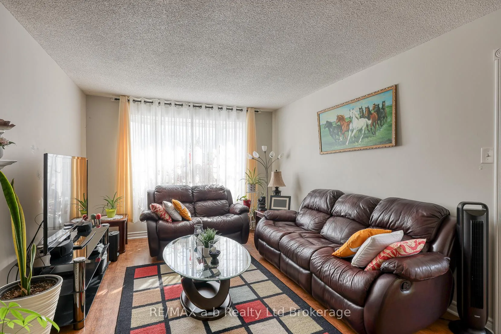 Photo 22 of 94 D'aubigny Road, Brantford — HOMEH