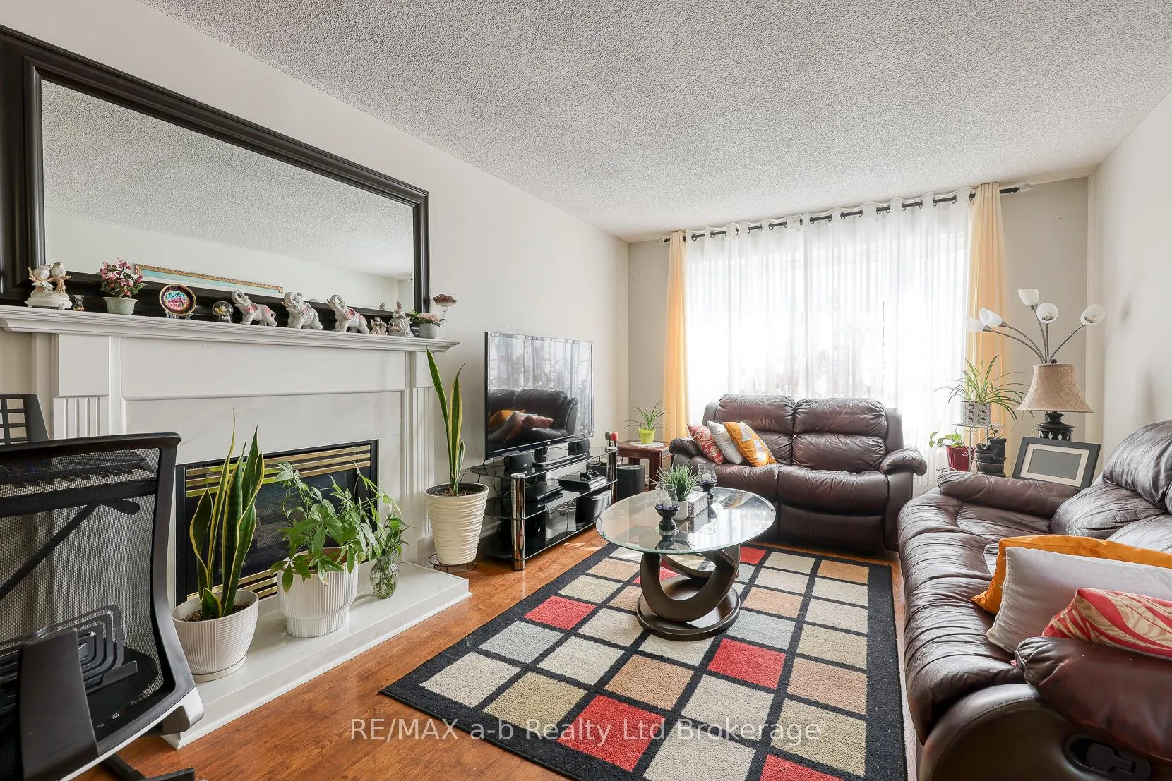 Photo 23 of 94 D'aubigny Road, Brantford — HOMEH