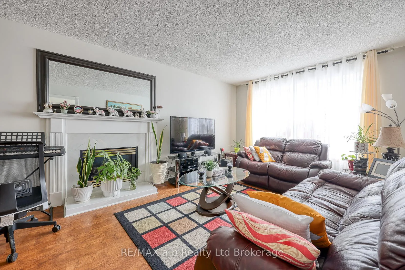 Photo 24 of 94 D'aubigny Road, Brantford — HOMEH