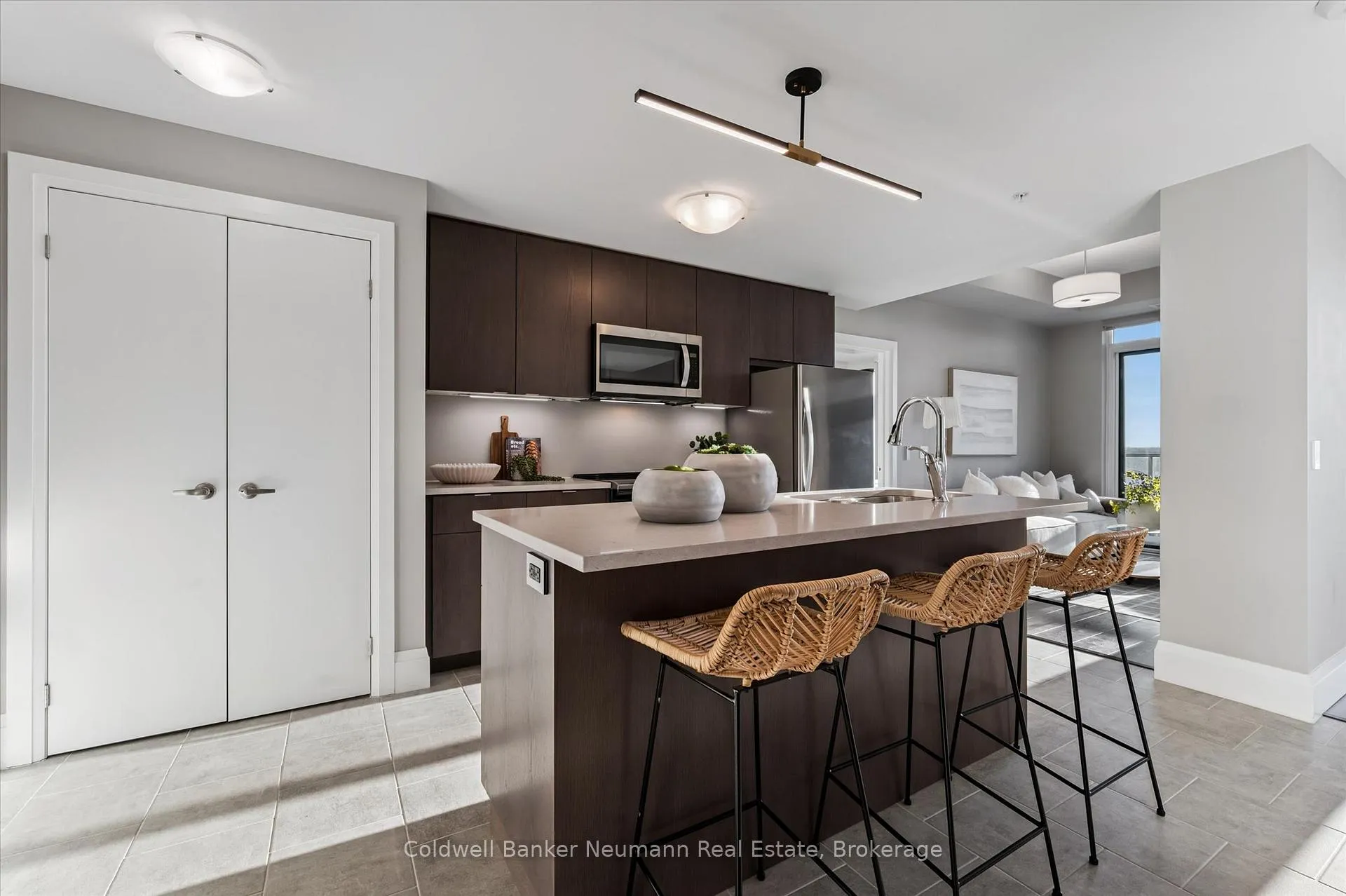 Photo 9 of Unit 708, 73 Arthur Street S, Guelph, St. Patrick's Ward — HOMEH