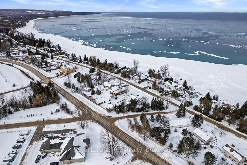 Photo 5 of 500 Grandview Drive, Meaford — HOMEH