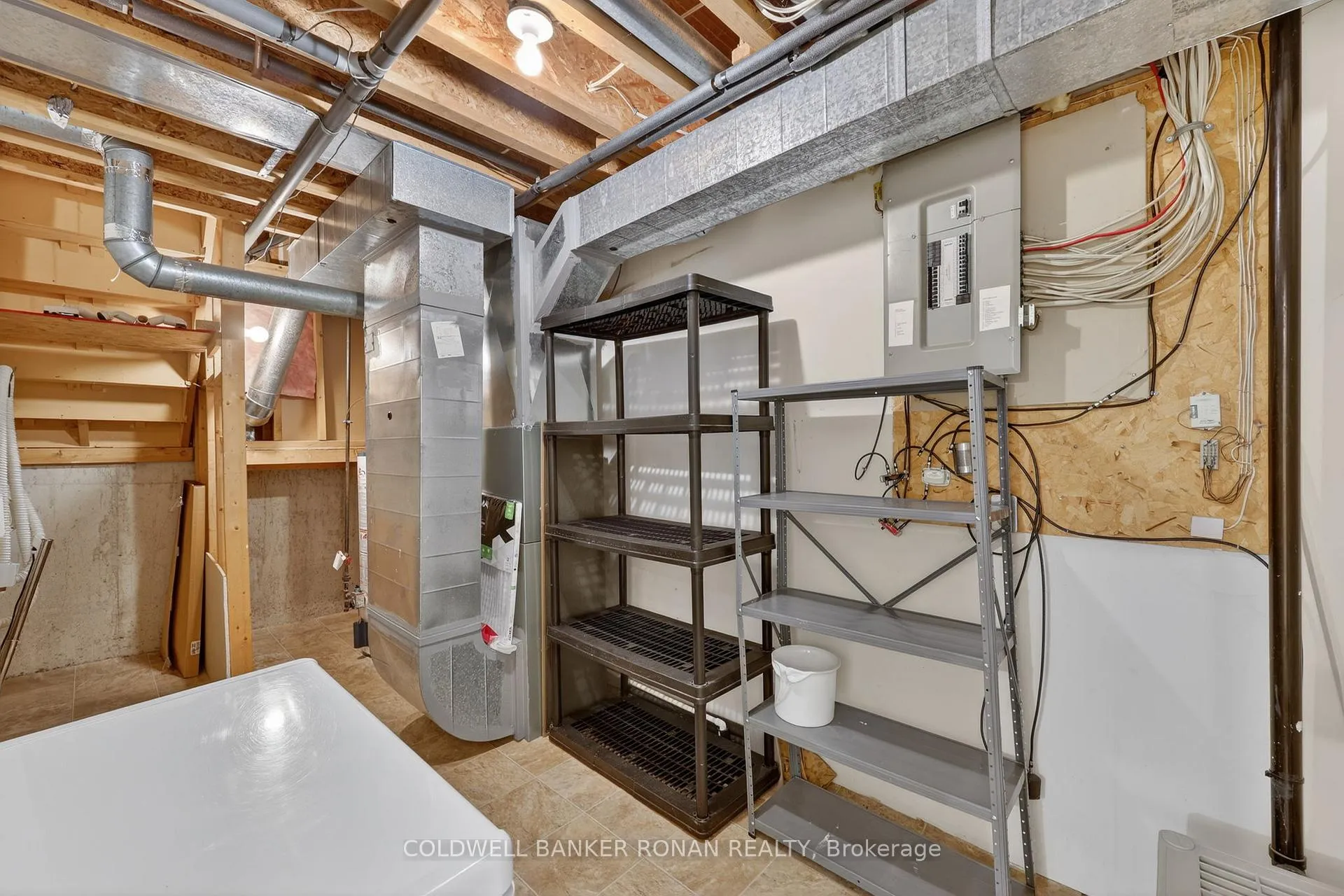Photo 37 of 148 Green Briar Road, New Tecumseth, Rural New Tecumseth — HOMEH