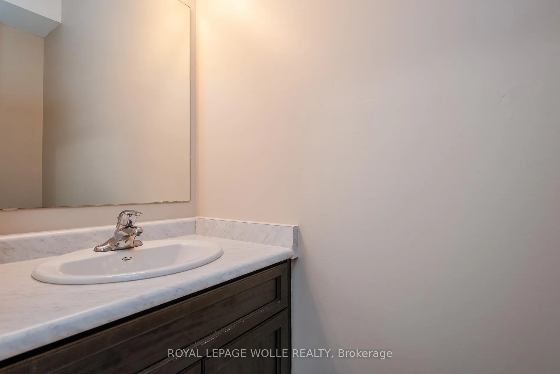 Photo 22 of Unit H3, 70 Willowrun Drive, Kitchener — HOMEH