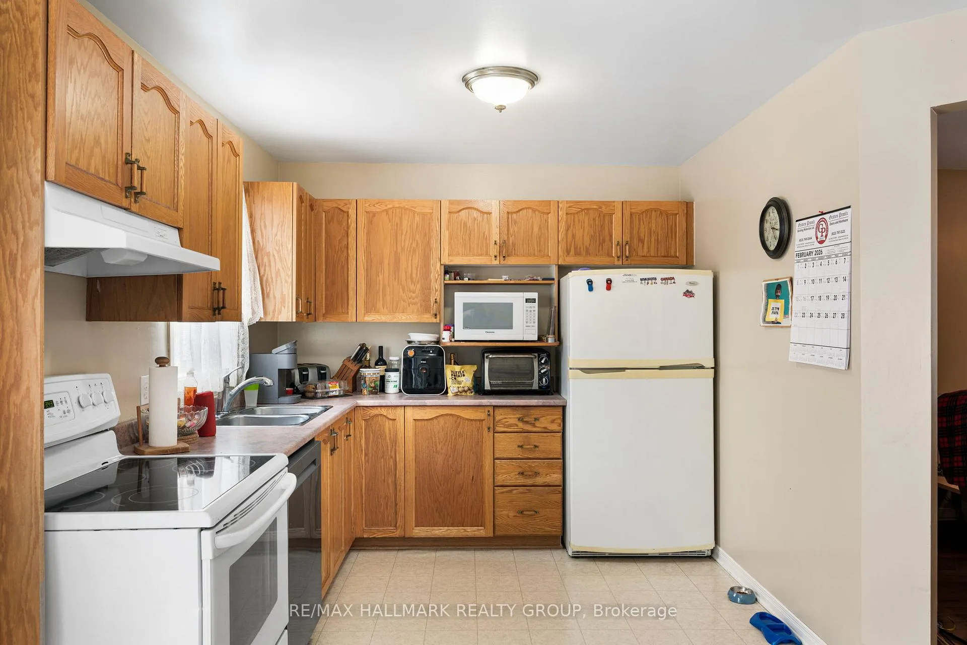 Photo 18 of 857 Nesting Way NW, Ottawa, Fallingbrook/Gardenway South — HOMEH