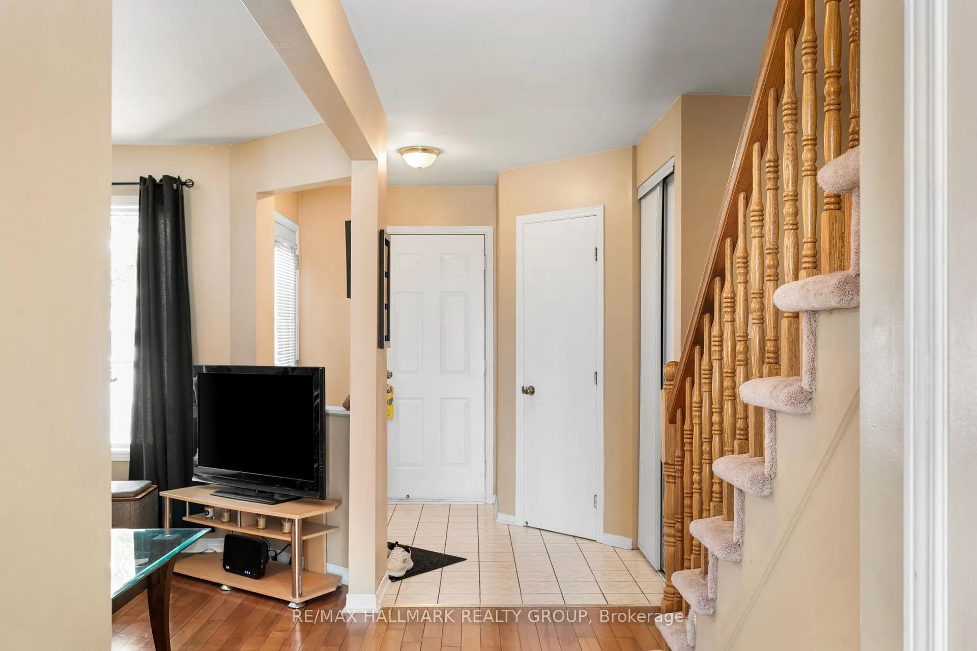 Photo 21 of 857 Nesting Way NW, Ottawa, Fallingbrook/Gardenway South — HOMEH