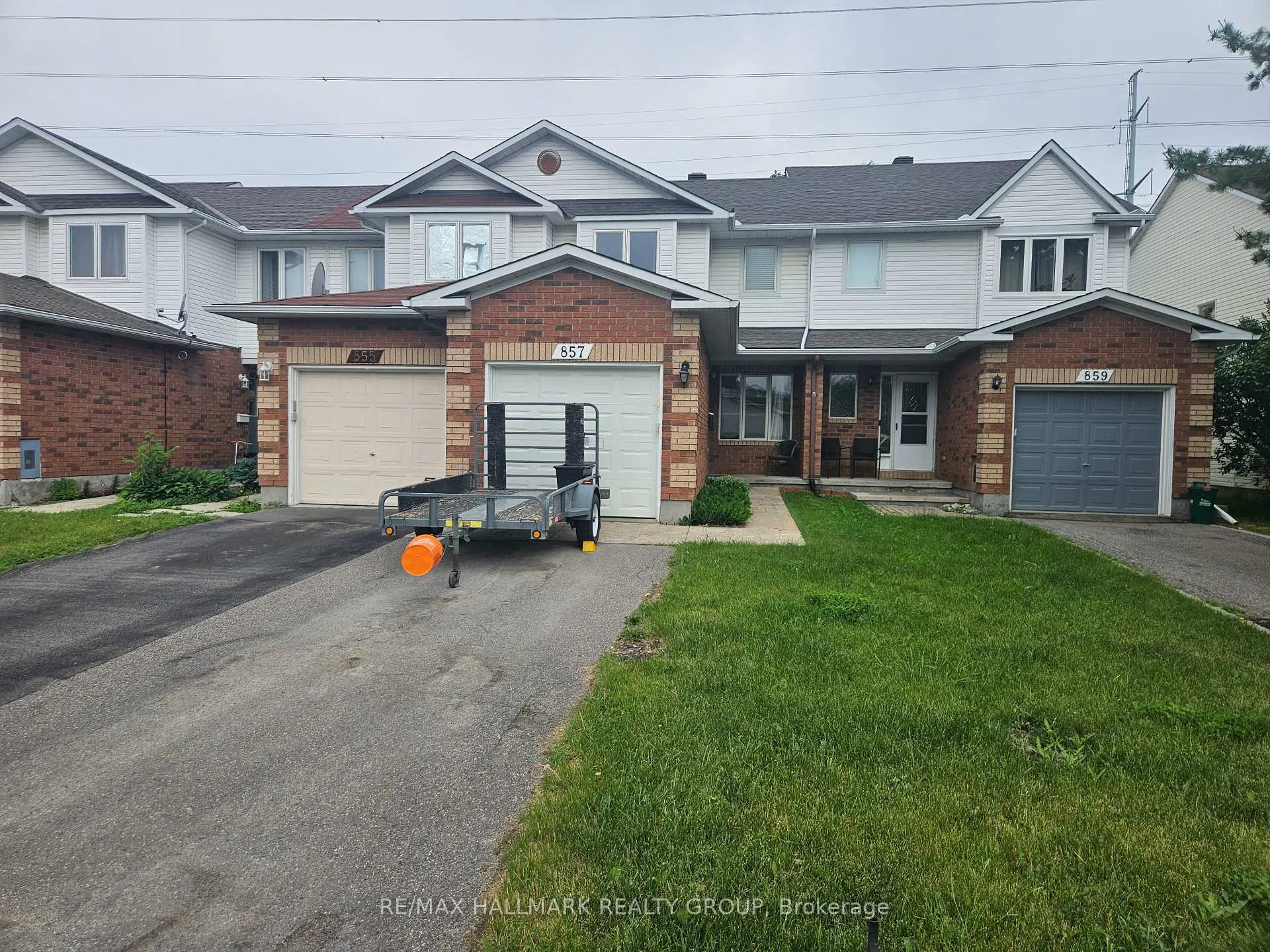 Photo 2 of 857 Nesting Way NW, Ottawa, Fallingbrook/Gardenway South — HOMEH