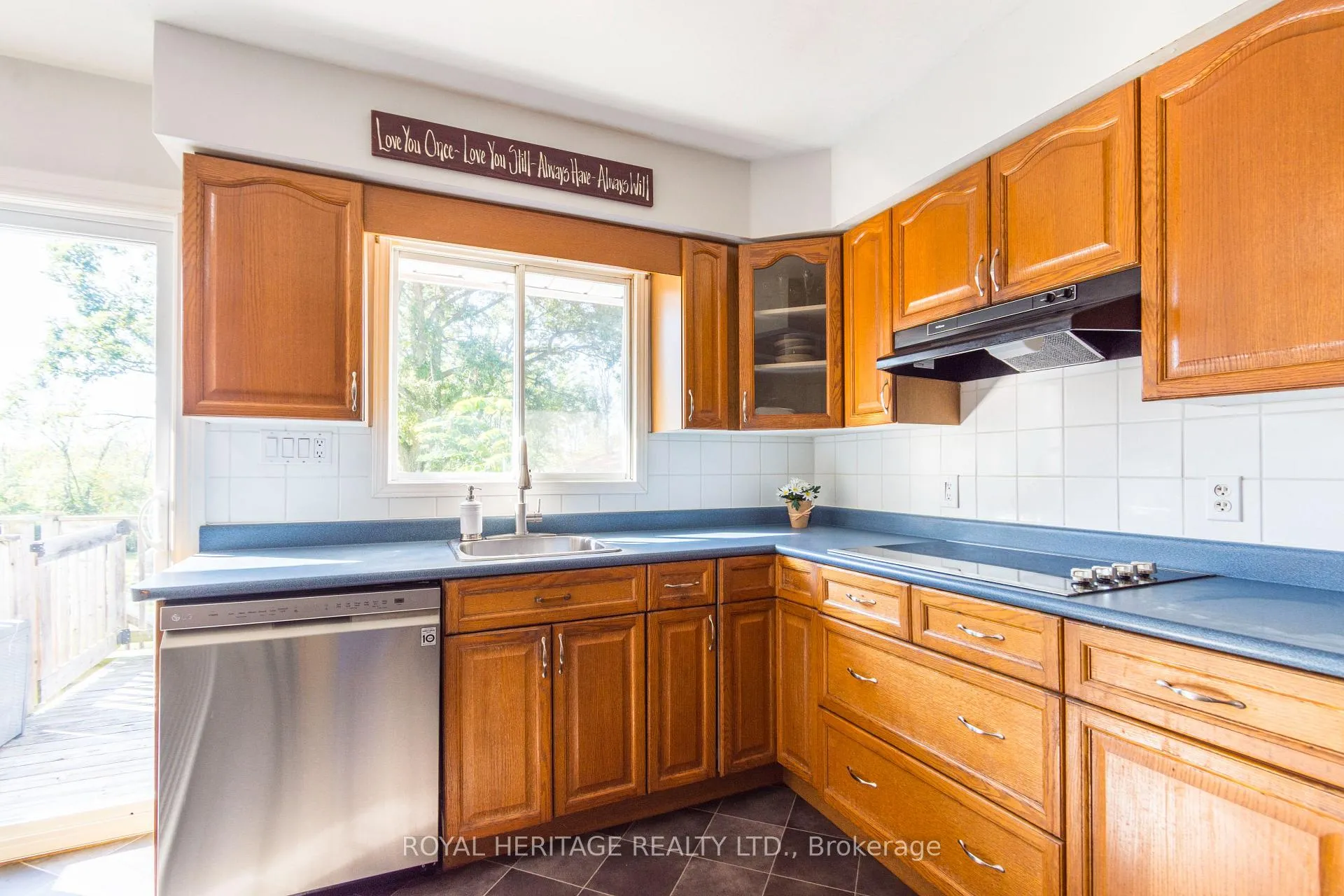 Photo 12 of 444 Lazier Road, Tyendinaga, Tyendinaga Township — HOMEH