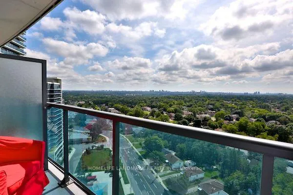 Photo 12 of Unit 1727, 7161 Yonge Street, Markham, Thornhill — HOMEH