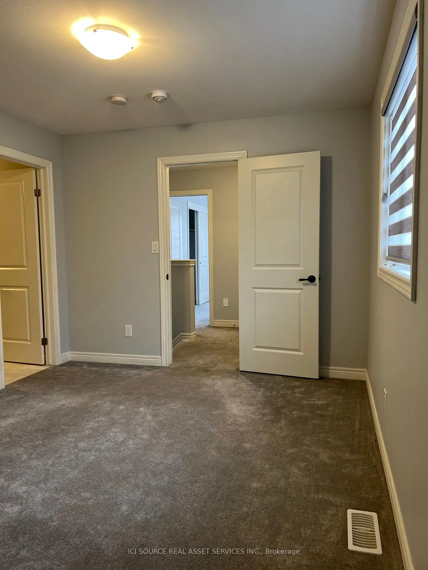 Photo 4 of Unit Upper, 6 Darling Avenue, Thorold, Hurricane/Merrittville — HOMEH