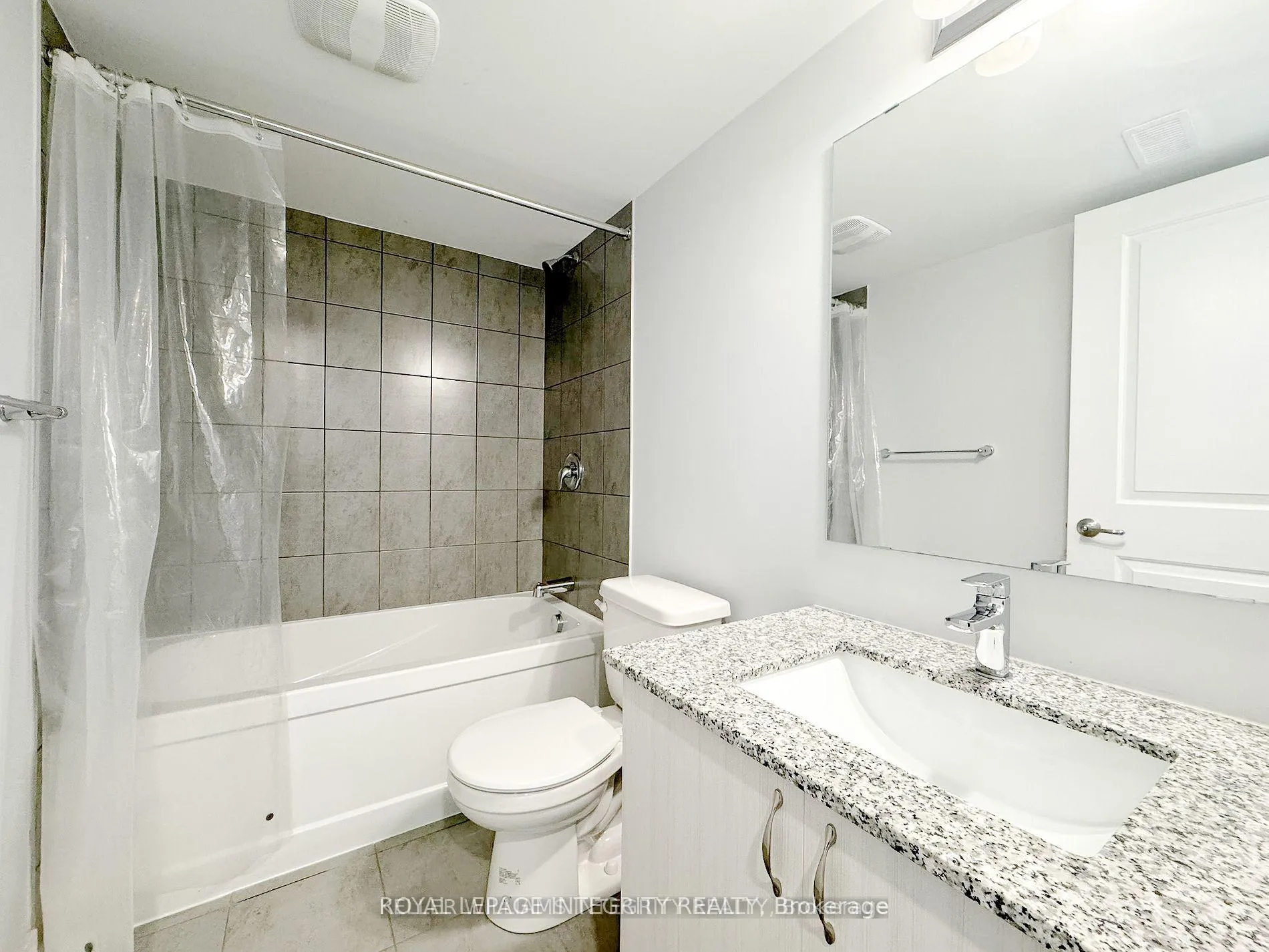 Photo 26 of Unit 82, 994 Chapman Mills Drive, Ottawa, Barrhaven - Heritage Park — HOMEH