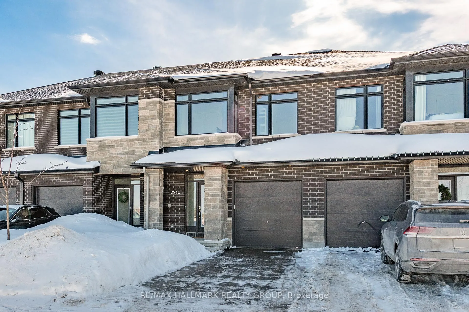 Photo 2 of 2260 Copperhead Street, Ottawa, Mer Bleue/Bradley Estates/Anderson Park — HOMEH