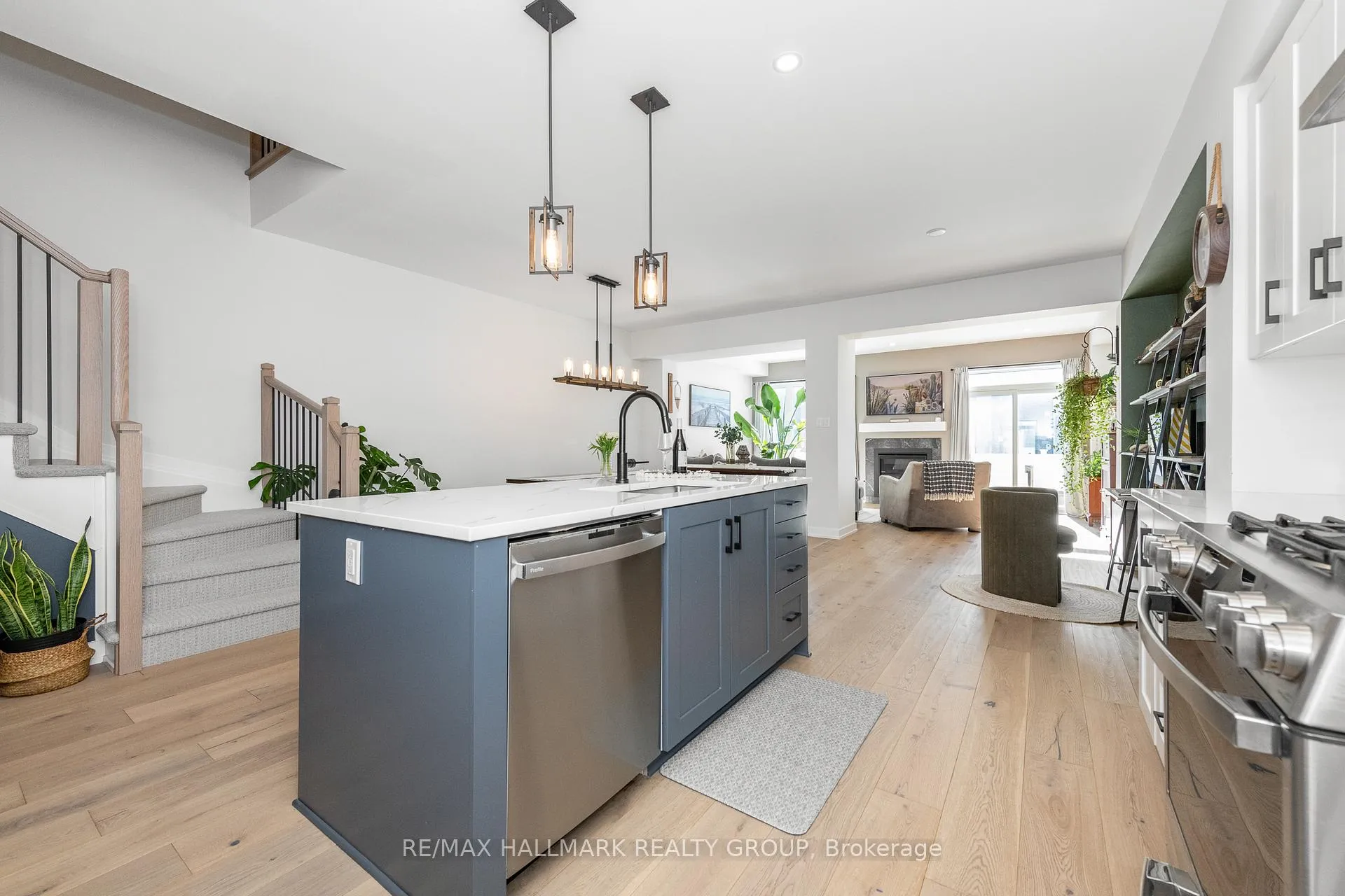 Photo 13 of 2260 Copperhead Street, Ottawa, Mer Bleue/Bradley Estates/Anderson Park — HOMEH