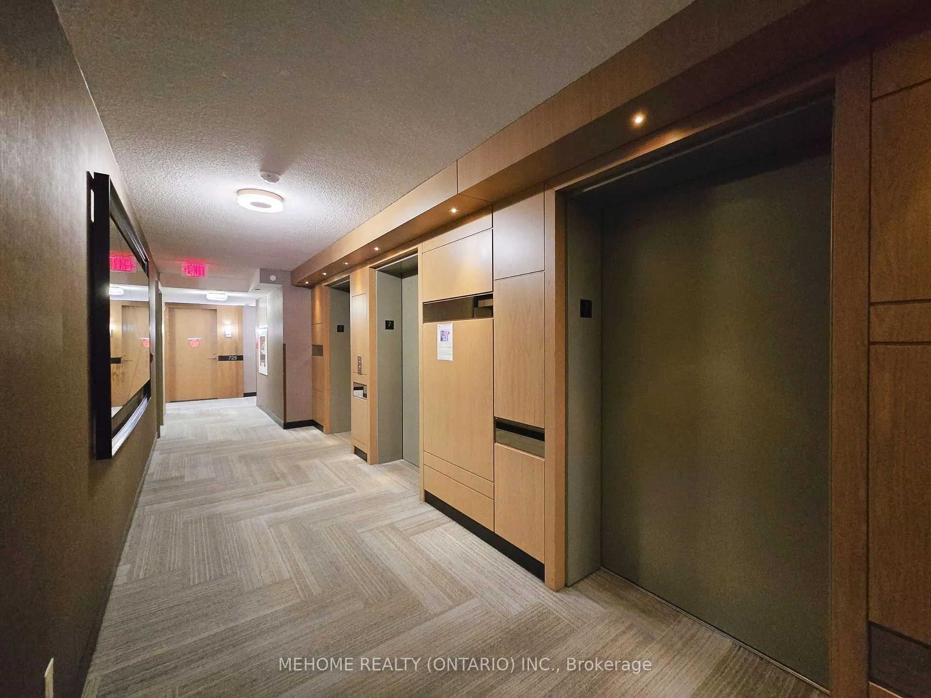 Photo 8 of Unit 708, 18 Uptown Drive, Markham, Unionville — HOMEH
