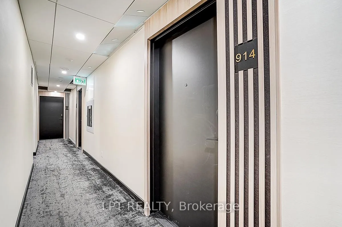 Photo 4 of Unit Suite 914, 56 Andre de Grasse Street, Markham, Unionville — HOMEH