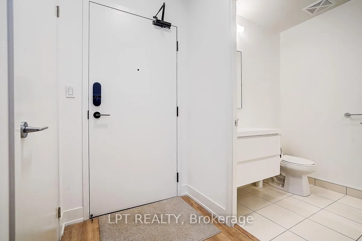 Photo 5 of Unit Suite 914, 56 Andre de Grasse Street, Markham, Unionville — HOMEH