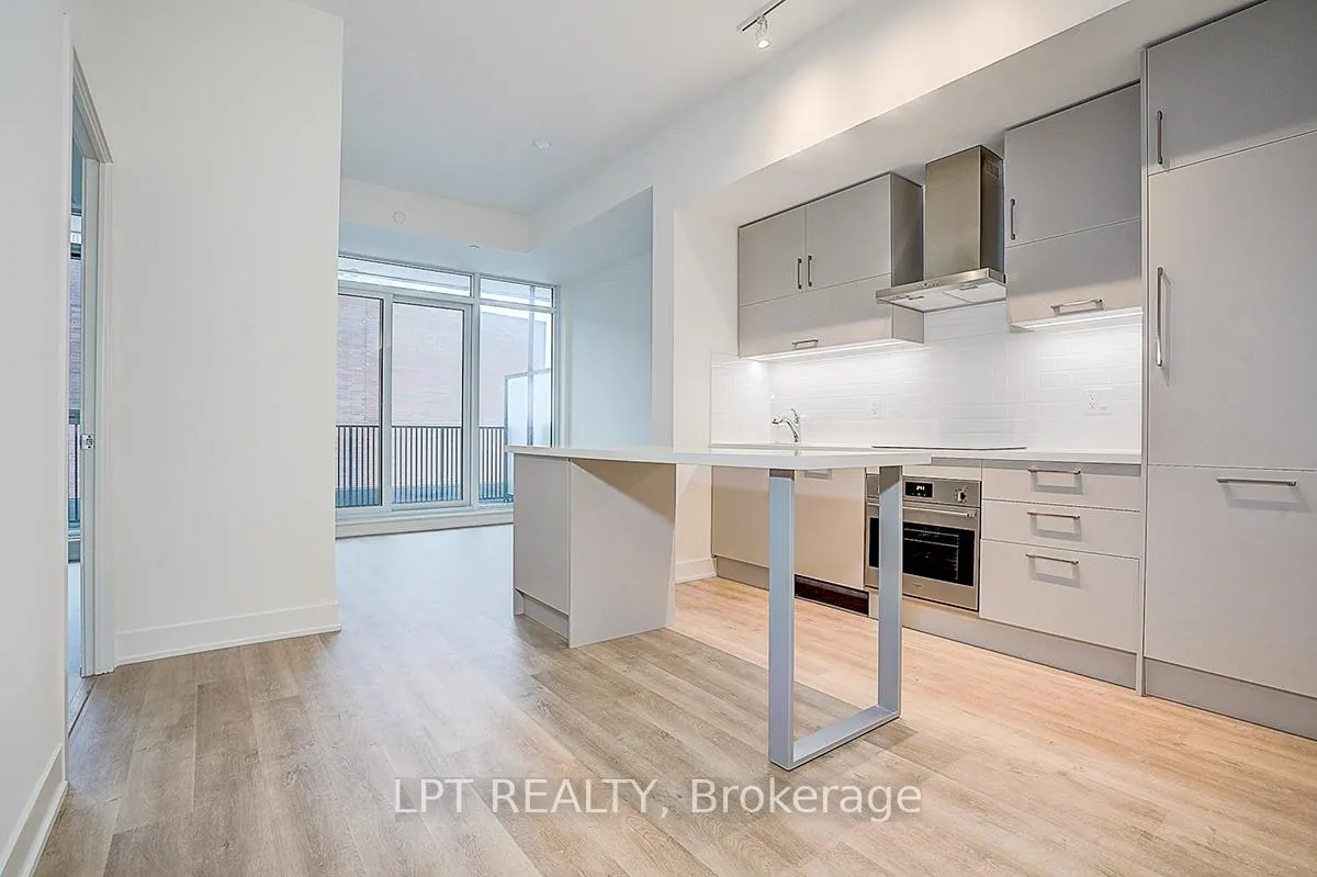 Photo 7 of Unit Suite 914, 56 Andre de Grasse Street, Markham, Unionville — HOMEH