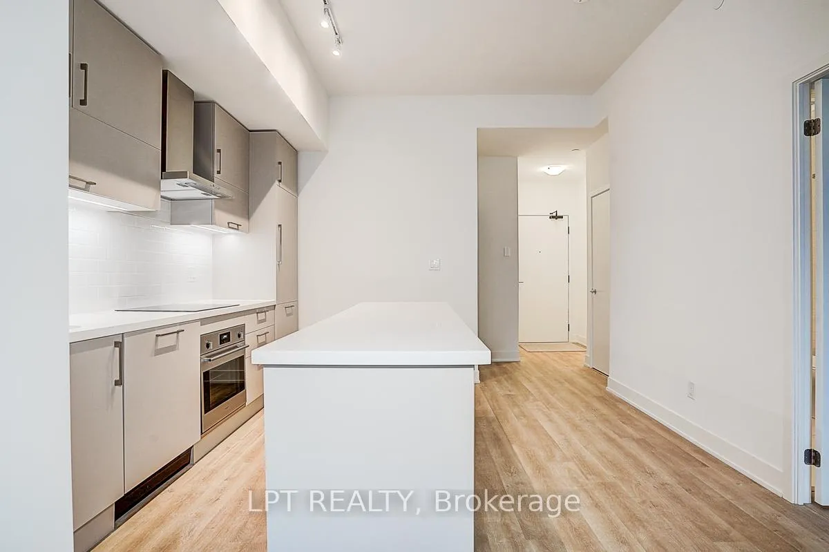Photo 12 of Unit Suite 914, 56 Andre de Grasse Street, Markham, Unionville — HOMEH