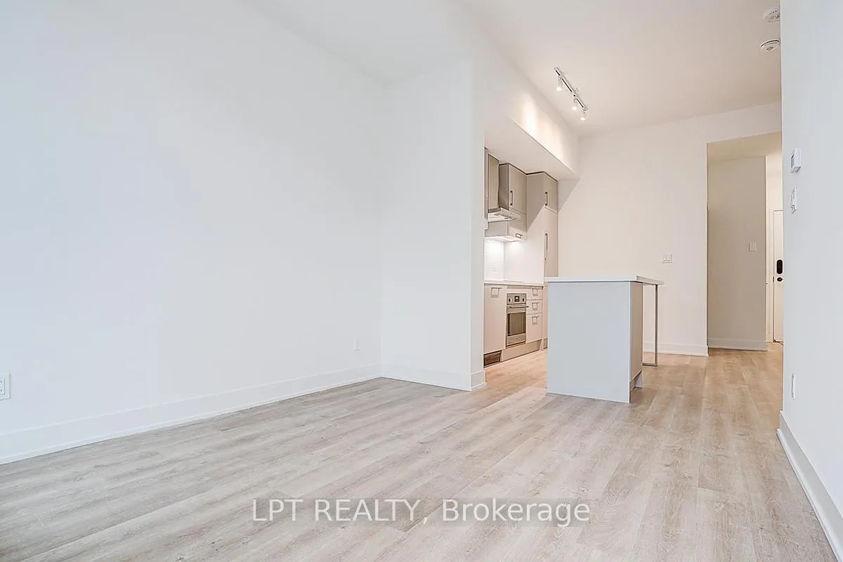 Photo 15 of Unit Suite 914, 56 Andre de Grasse Street, Markham, Unionville — HOMEH