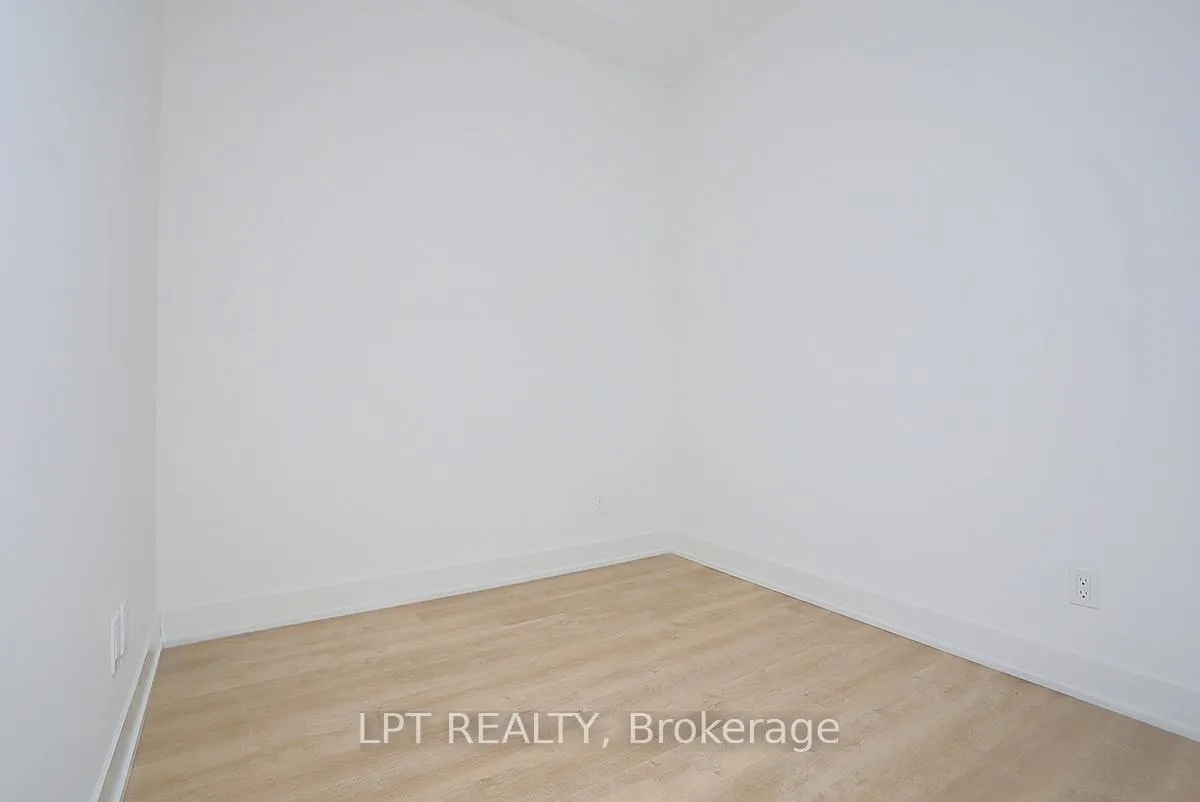 Photo 26 of Unit Suite 914, 56 Andre de Grasse Street, Markham, Unionville — HOMEH