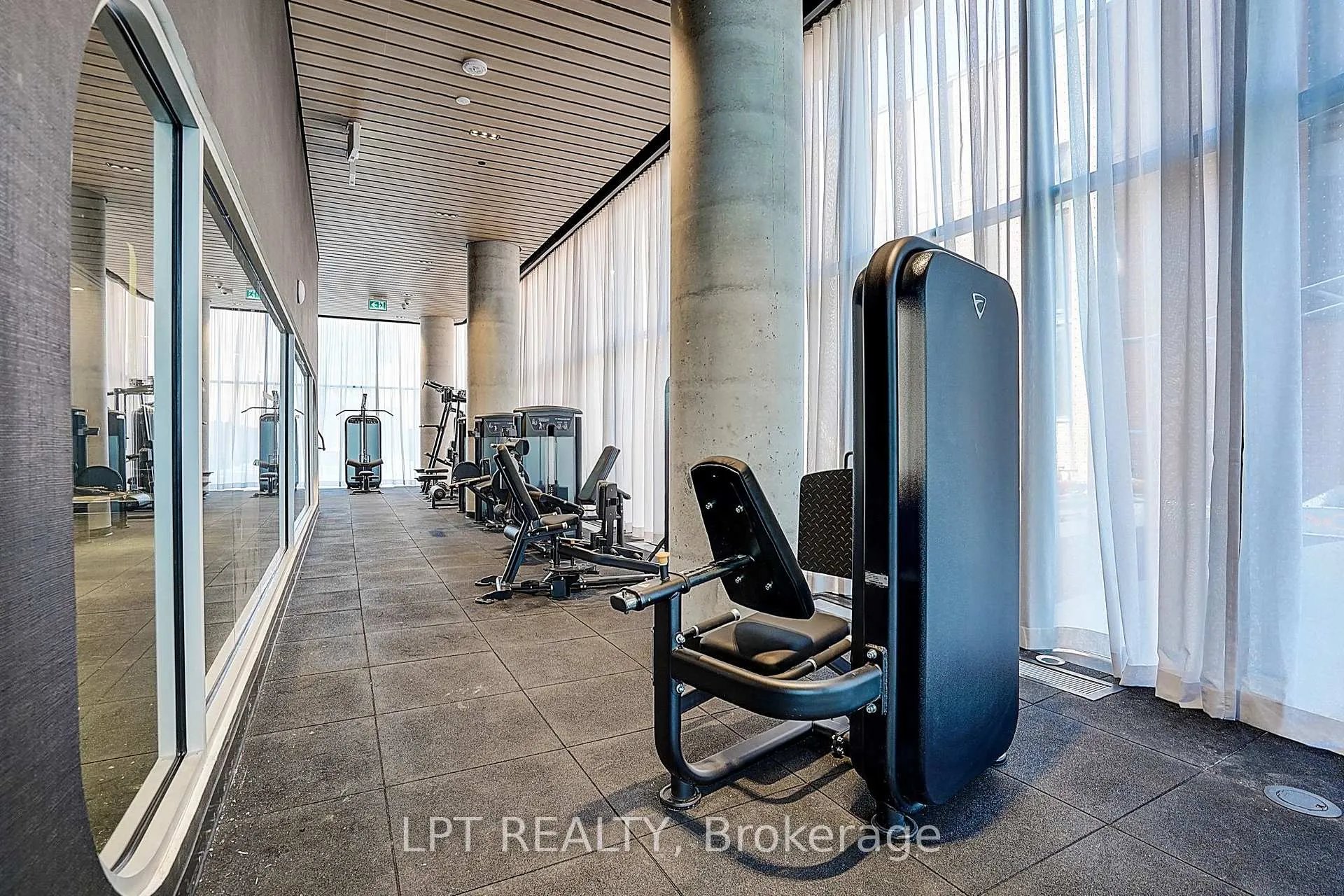 Photo 34 of Unit Suite 914, 56 Andre de Grasse Street, Markham, Unionville — HOMEH