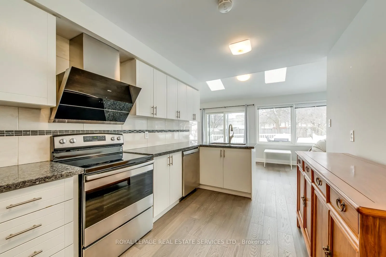 Photo 24 of 68 Nadine Crescent, Markham, Unionville — HOMEH