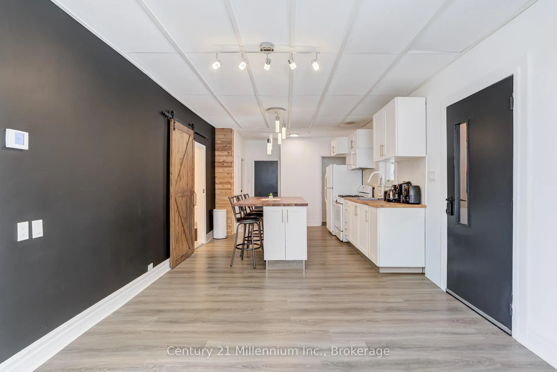 Photo 23 of 303240 33 Side Road, Meaford — HOMEH