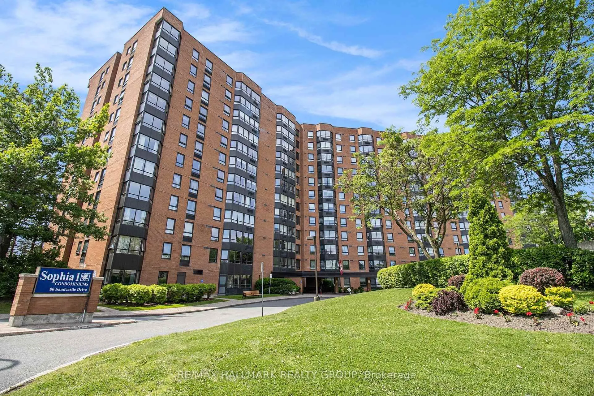 Front of Unit 616, 80 Sandcastle Drive