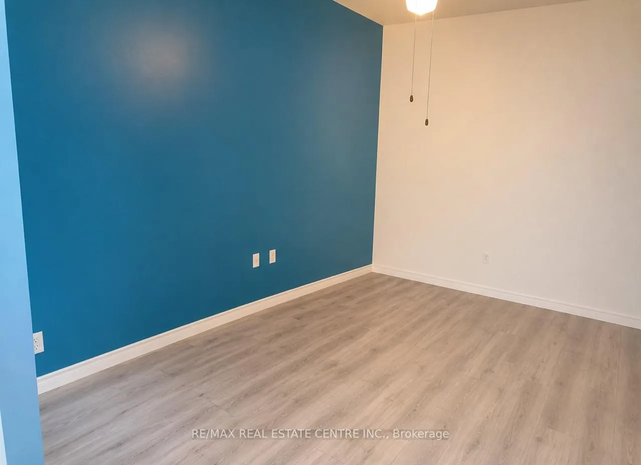 Photo 5 of Unit 2, 60 Natalia Avenue, Hamilton, Mount Hope — HOMEH