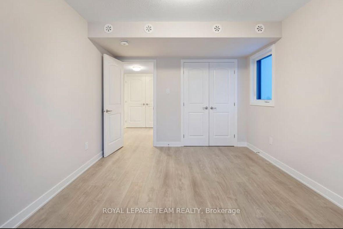 Photo 15 of 945 Mishi Private, Ottawa, CFB Rockcliffe and Area — HOMEH