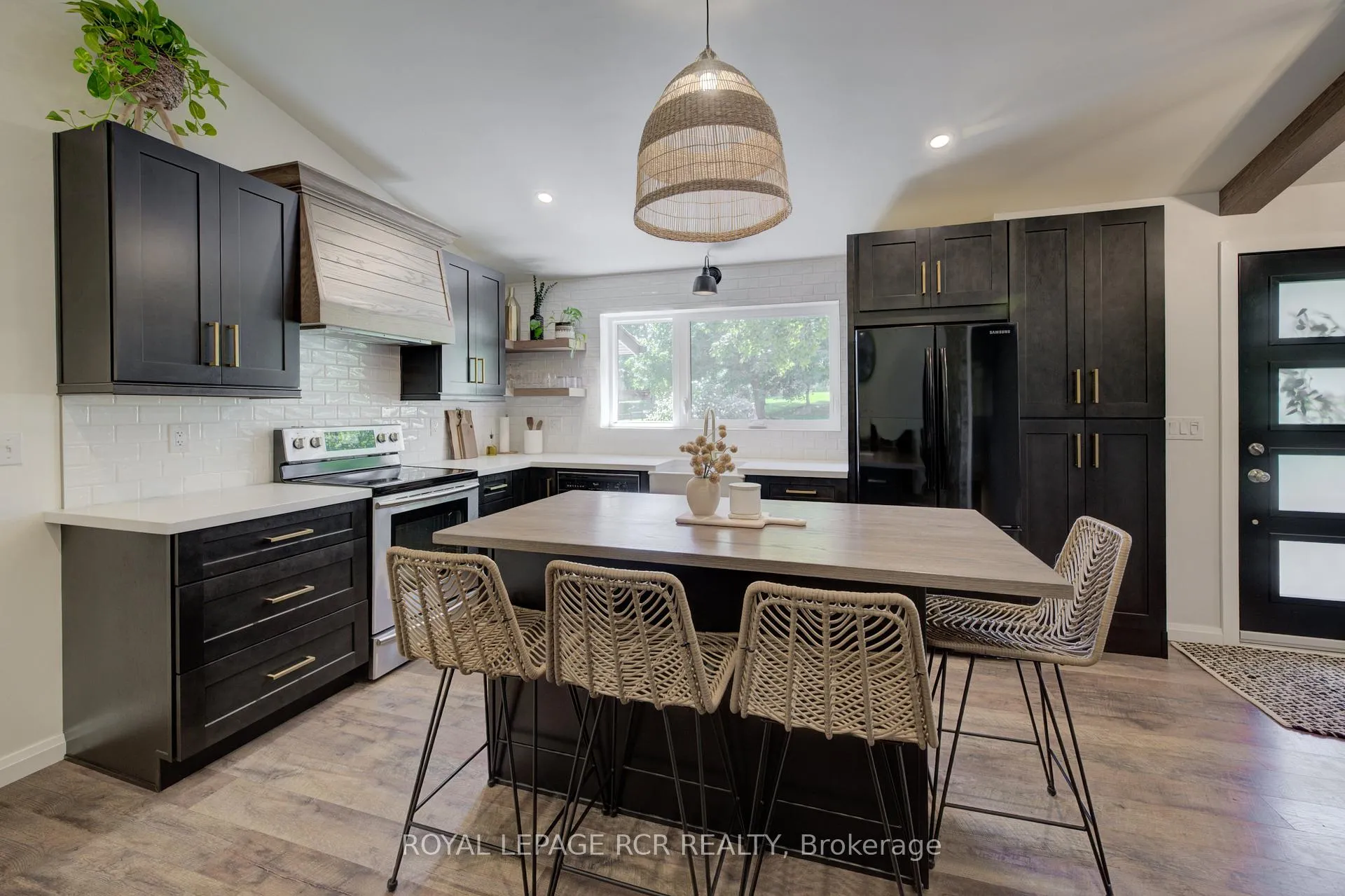 Photo 11 of 22 Smith Drive, Mapleton, Rural Mapleton — HOMEH