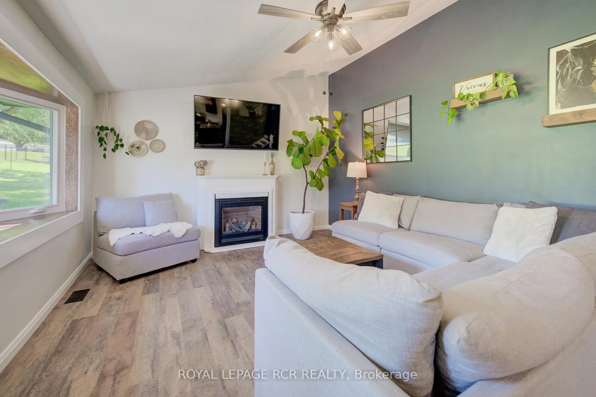 Photo 19 of 22 Smith Drive, Mapleton, Rural Mapleton — HOMEH
