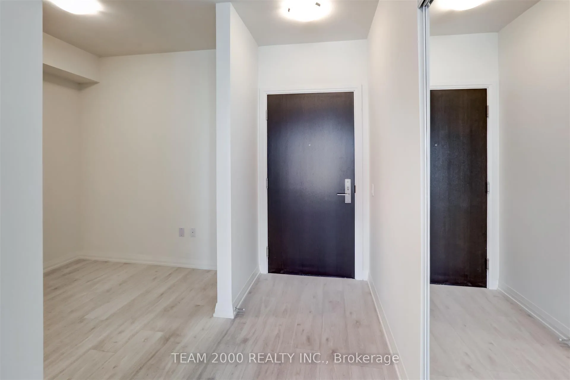 Photo 5 of Unit 1122, 9000 Jane Street, Vaughan, Vellore Village — HOMEH