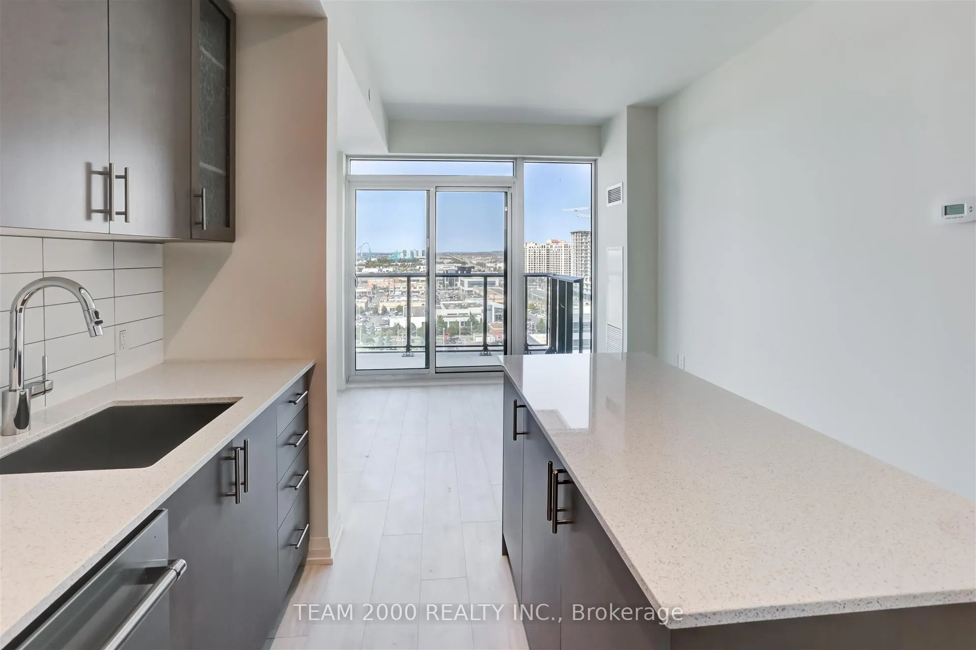 Photo 9 of Unit 1122, 9000 Jane Street, Vaughan, Vellore Village — HOMEH