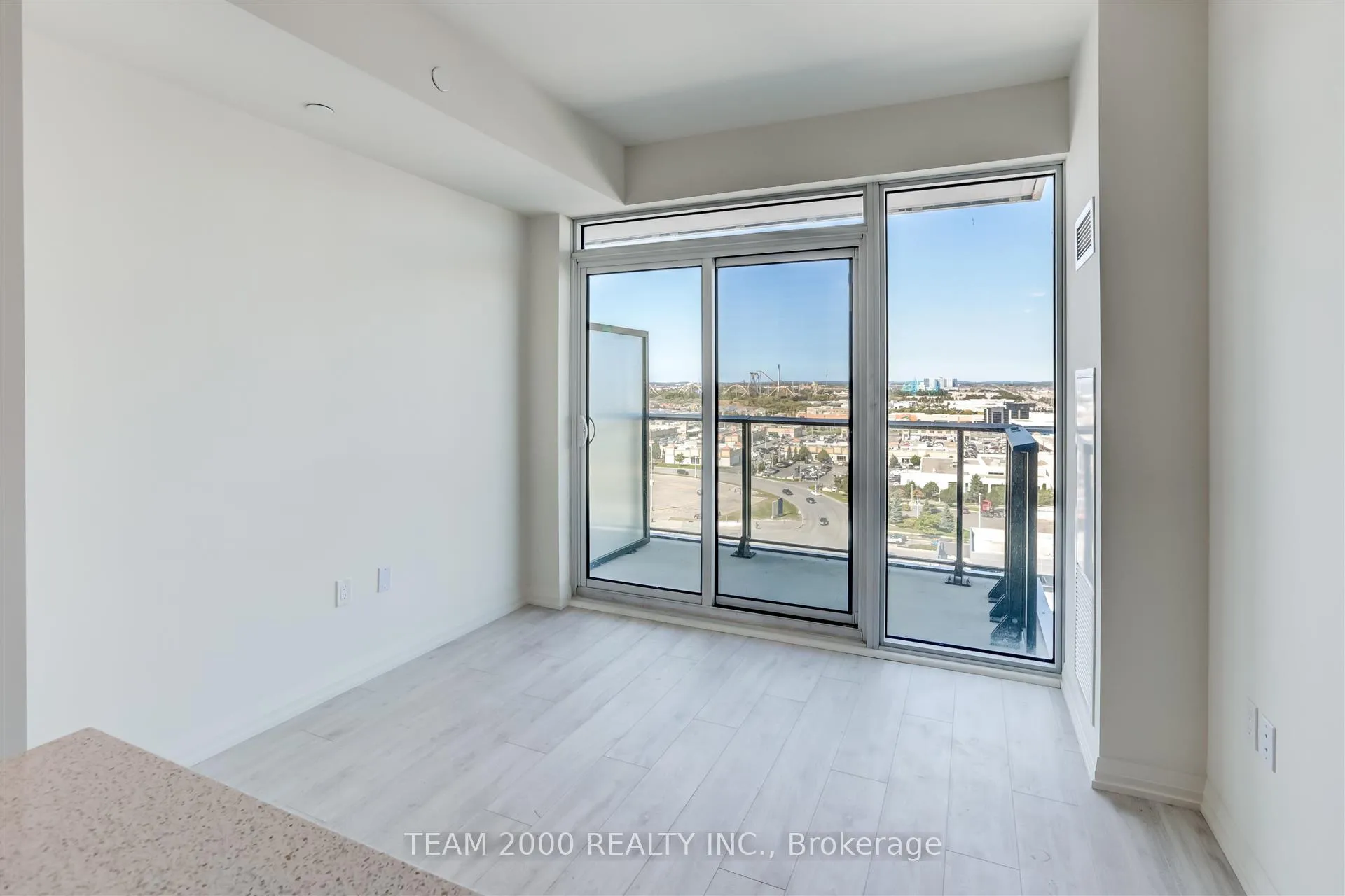 Photo 12 of Unit 1122, 9000 Jane Street, Vaughan, Vellore Village — HOMEH