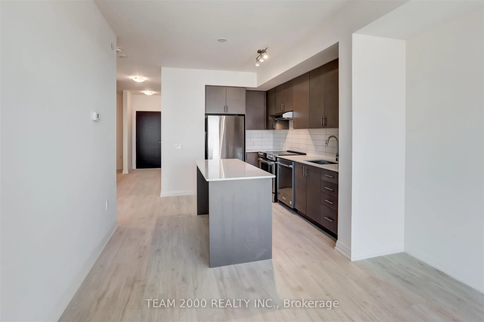 Photo 14 of Unit 1122, 9000 Jane Street, Vaughan, Vellore Village — HOMEH
