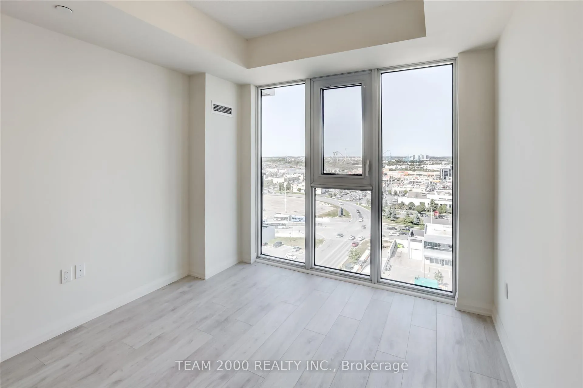 Photo 18 of Unit 1122, 9000 Jane Street, Vaughan, Vellore Village — HOMEH