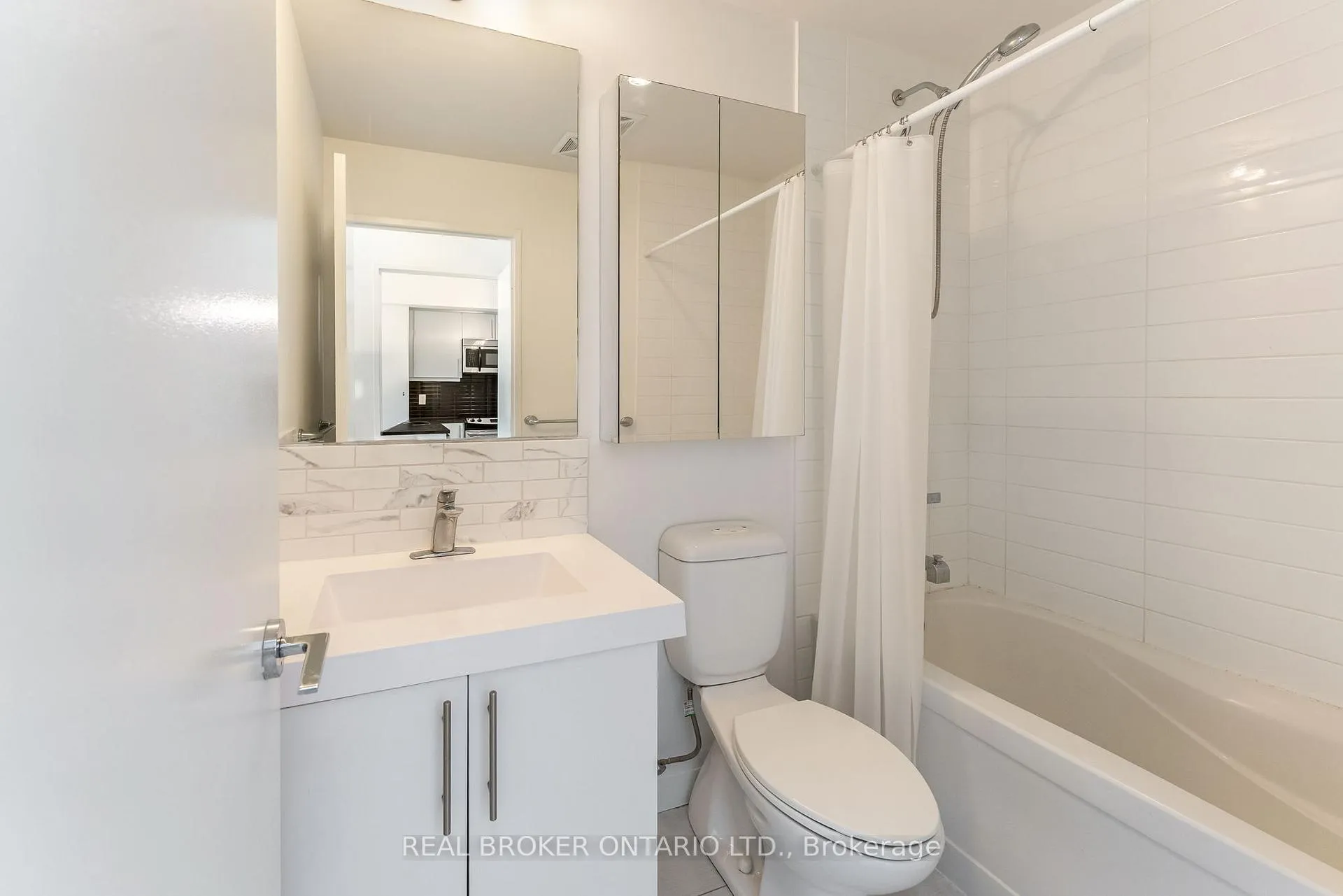 Photo 17 of Unit 1509, 83 Redpath Avenue, Toronto, Mount Pleasant West — HOMEH